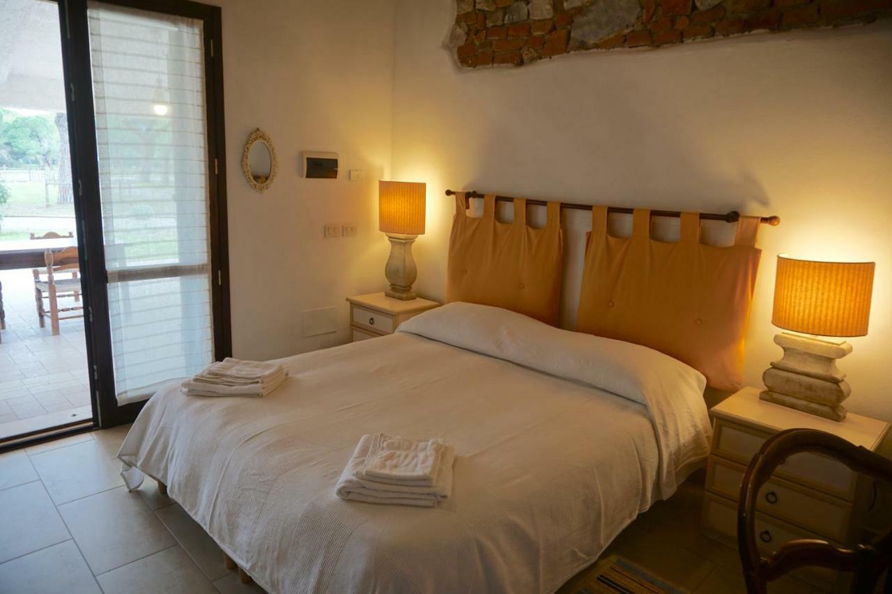 Tenuta San Carlo Hotel มารีนาดีกรอซเซโต ภายนอก รูปภาพ